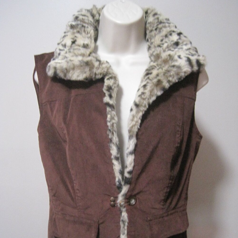 Jones Wear Jeans Vest Women's Small Burgundy Faux Suede Leopard Fur Trim Boho